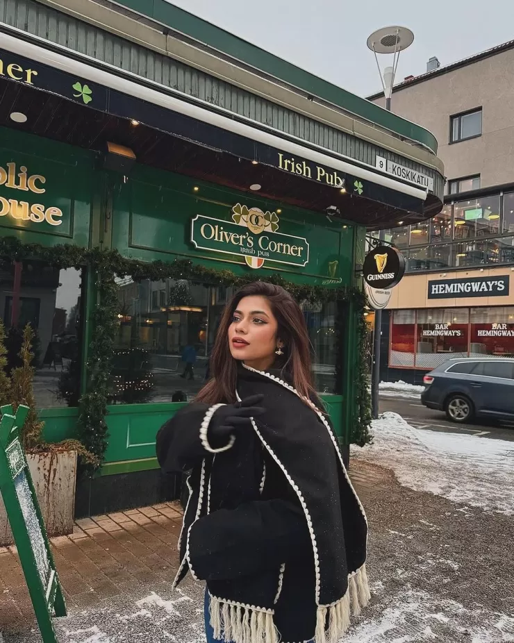 Jackets And Coats | Sweaters^Alamode By Akanksha Cora Oversized Woolen Jacket With Scarf