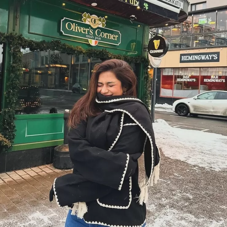 Jackets And Coats | Sweaters^Alamode By Akanksha Cora Oversized Woolen Jacket With Scarf