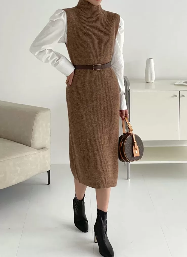 Winter Wear | Co-Ords^Alamode By Akanksha Rida Premium Winter Coord Set- Top With Dress And Belt