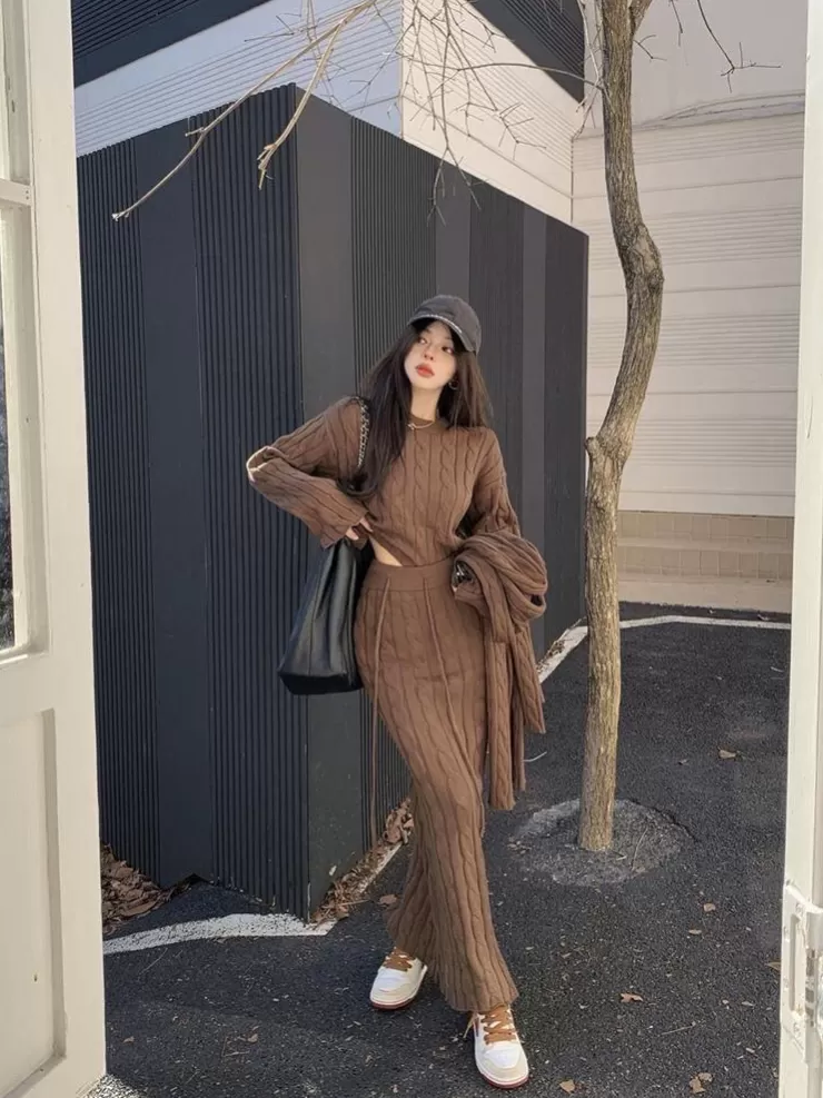 Co-Ords | Winter Wear^Alamode By Akanksha Tokyo Knitted 3PC Coord Set With Scarf- Luxe Collection
